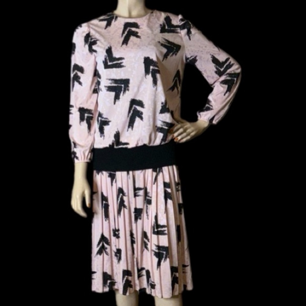 Vintage 80s Pink Black  Abstract Pleated Dress